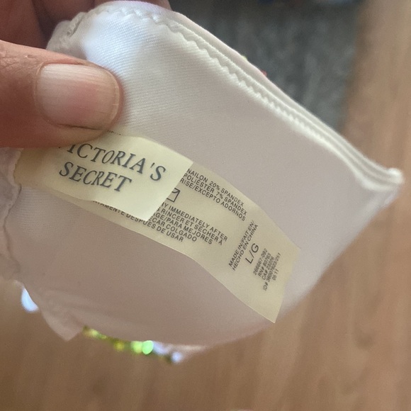 Victoria’s Secret sequin swim top - Picture 4 of 4